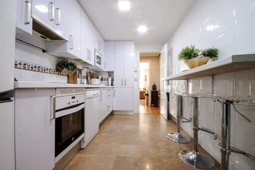 Apartamento + Parking En El Centro De Картахена Экстерьер фото